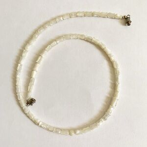 Vintage White Cream Mother of Pearl Shell Necklace Minimalist Beaded